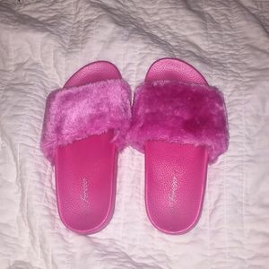 Hot pink fur slides